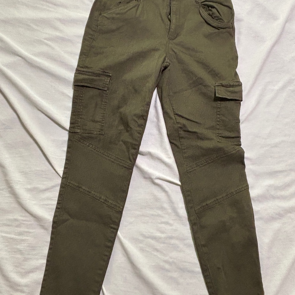 Olive Green Cargo Pants in good condition
